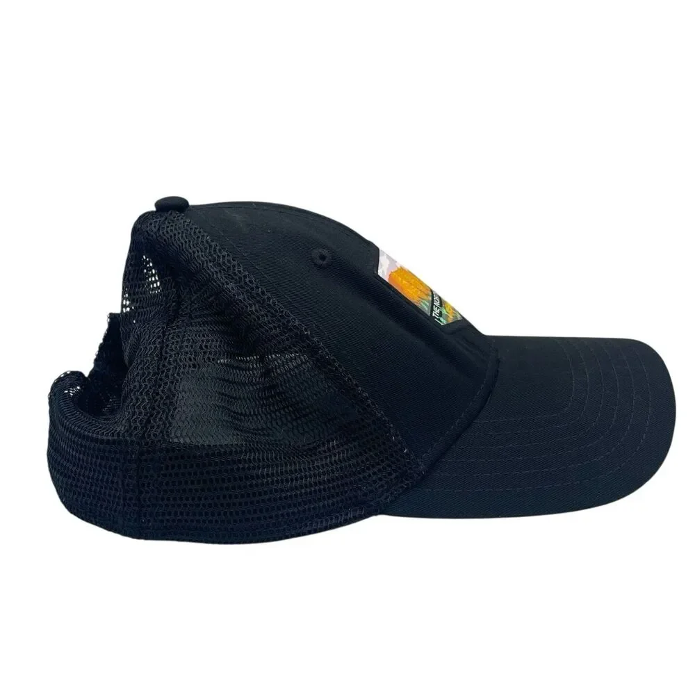 The North Face Black Snapback Trucker Hat Canyon Hiking Cap